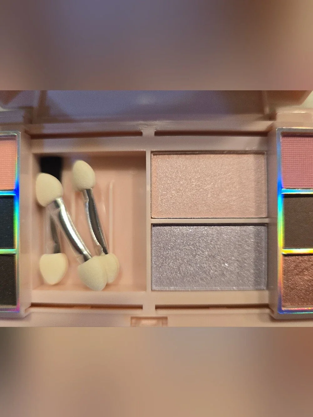 Claire's Mini Travel Makeup Eyeshadow Palette
